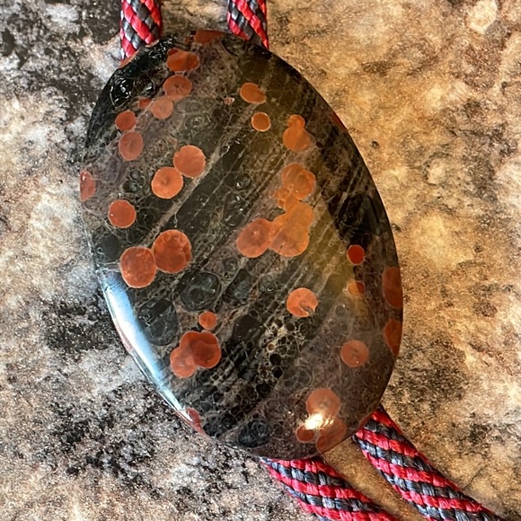 Vintage bolo tie - Picture 7 of 8